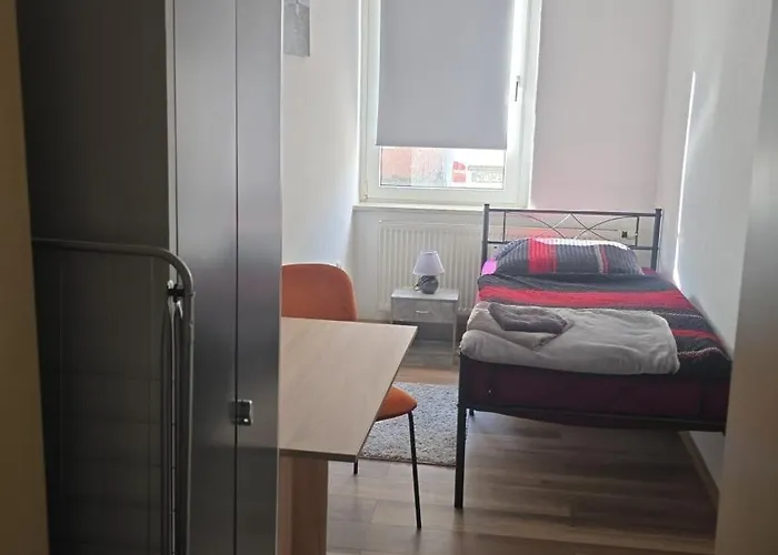 Schoene Vollausgestattete Monteurs- Gaestewohnung Naehe Raffinerie Leuna Und Geiseltalsee 0305